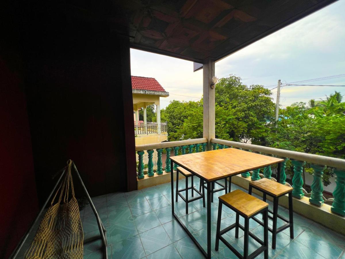Lotus Blanc Homestay 马德望 外观 照片