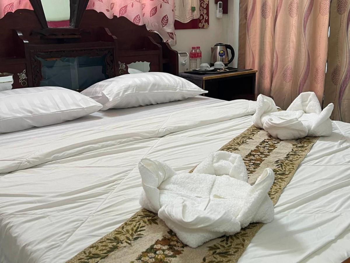 Lotus Blanc Homestay 马德望 外观 照片
