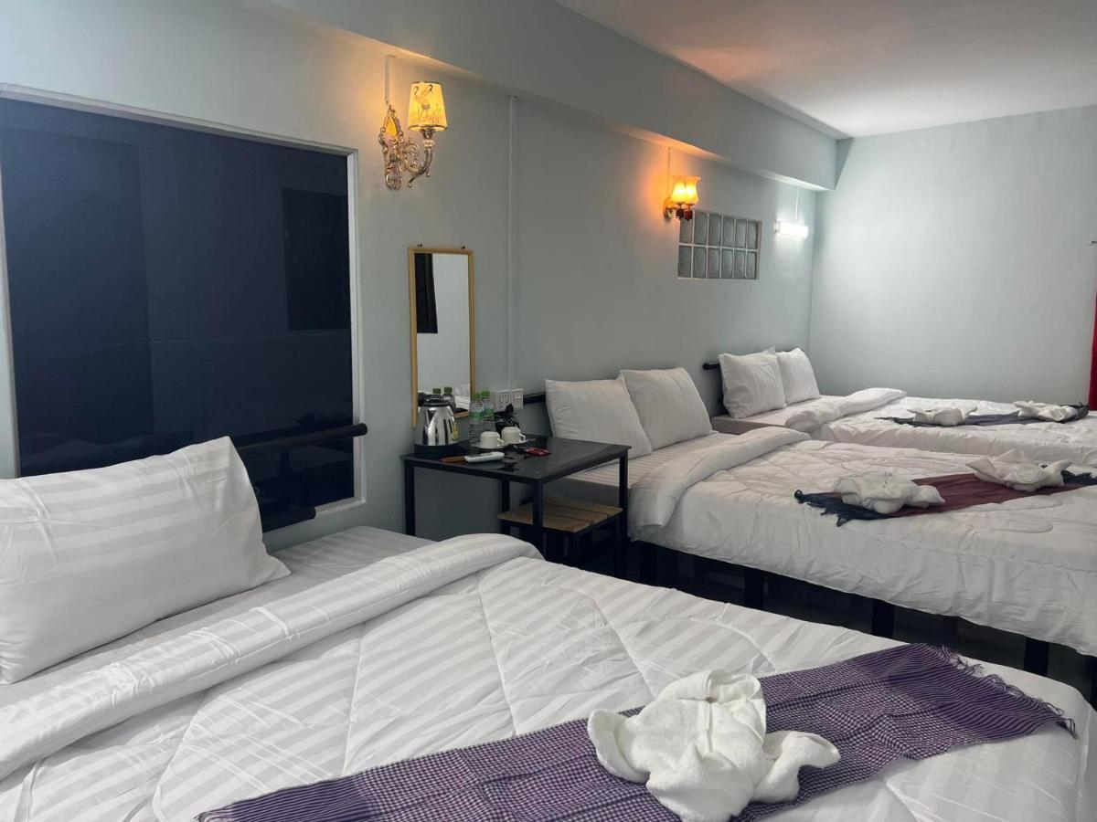 Lotus Blanc Homestay 马德望 外观 照片