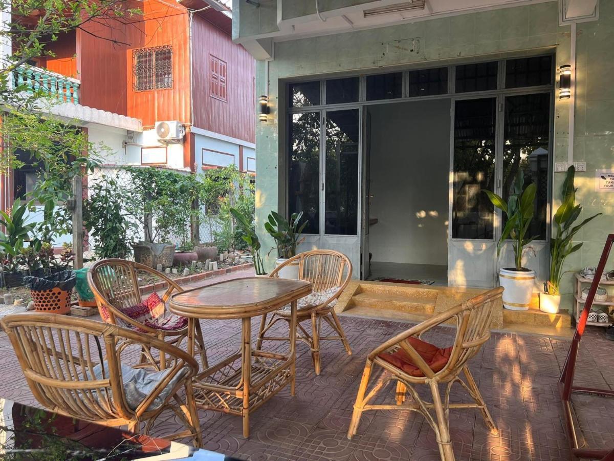 Lotus Blanc Homestay 马德望 外观 照片