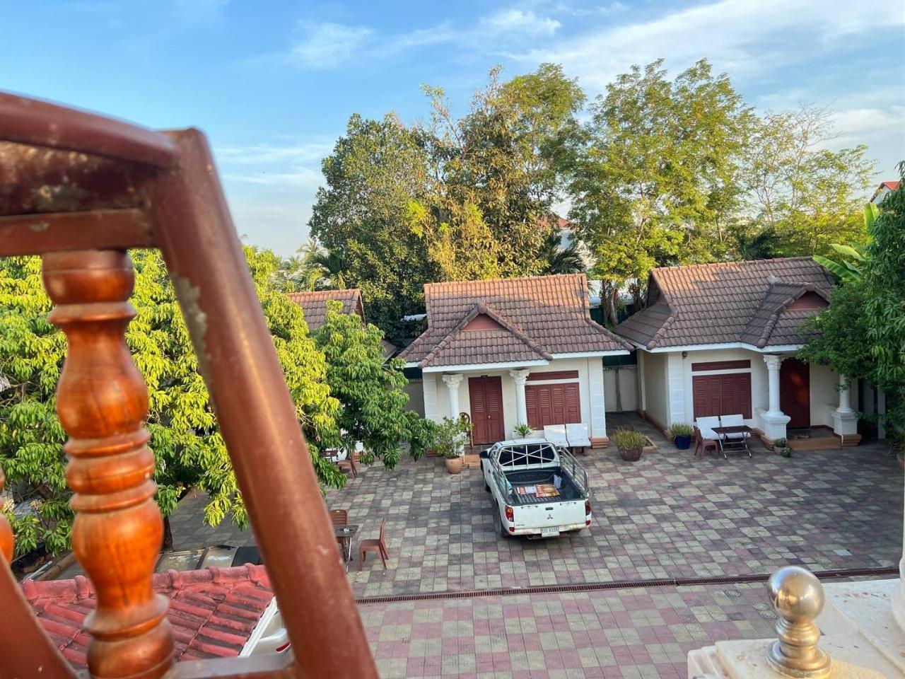 Lotus Blanc Homestay 马德望 外观 照片