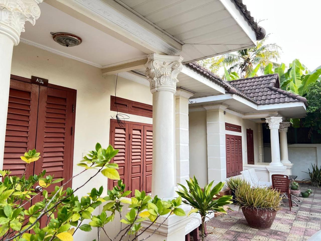 Lotus Blanc Homestay 马德望 外观 照片