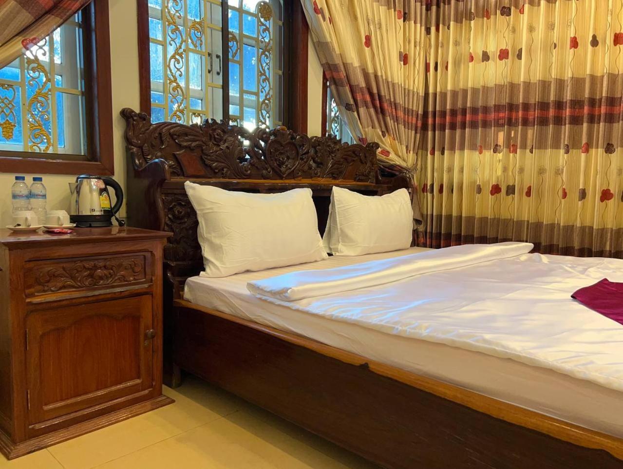 Lotus Blanc Homestay 马德望 外观 照片