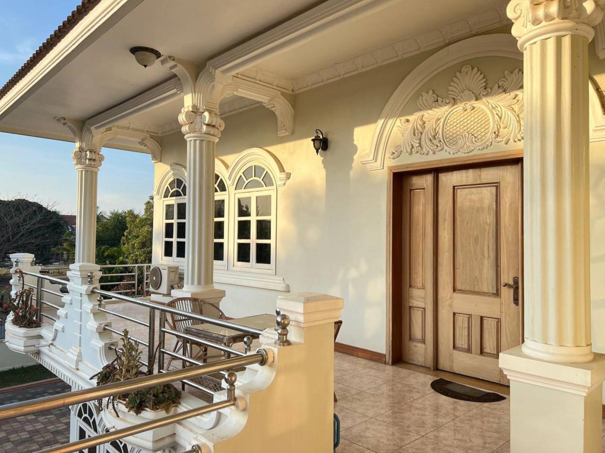 Lotus Blanc Homestay 马德望 外观 照片