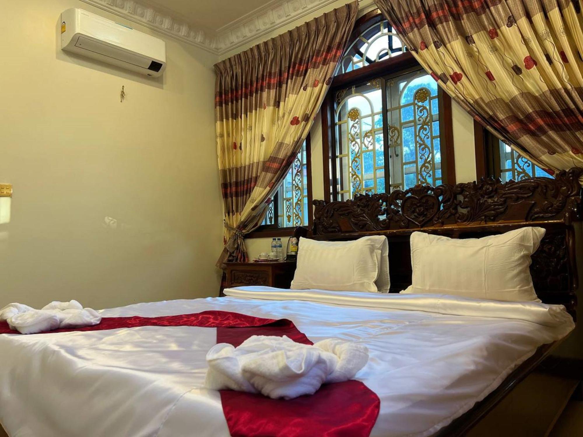 Lotus Blanc Homestay 马德望 外观 照片
