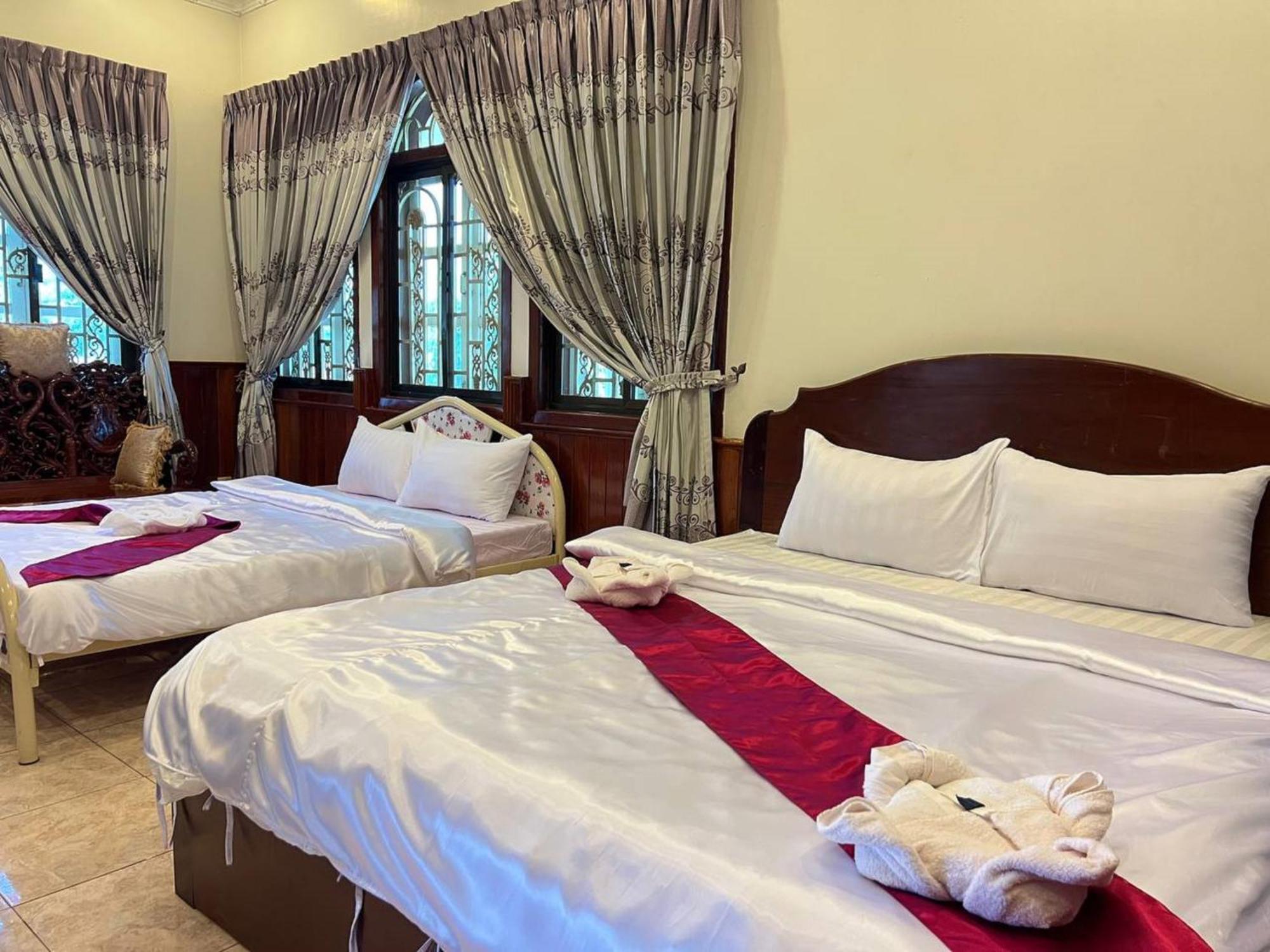 Lotus Blanc Homestay 马德望 外观 照片