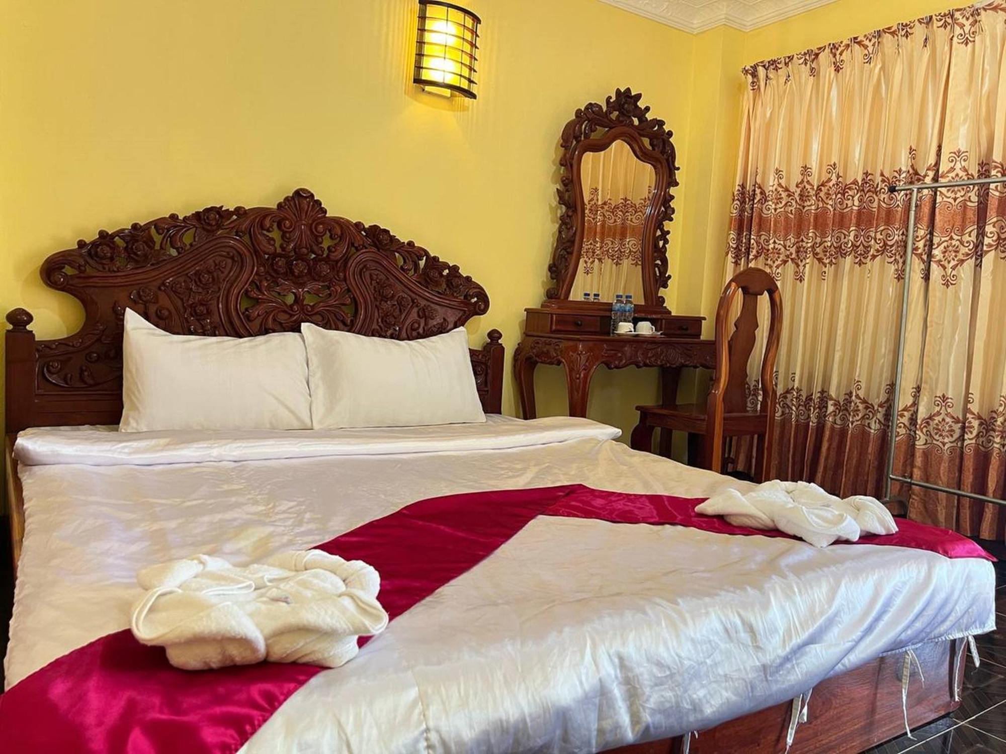 Lotus Blanc Homestay 马德望 外观 照片